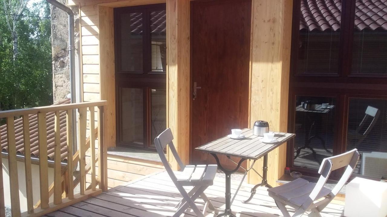 Studio éco-neuf - terrasse et entrée indépendantes Apartamento Saint-Babel Exterior foto